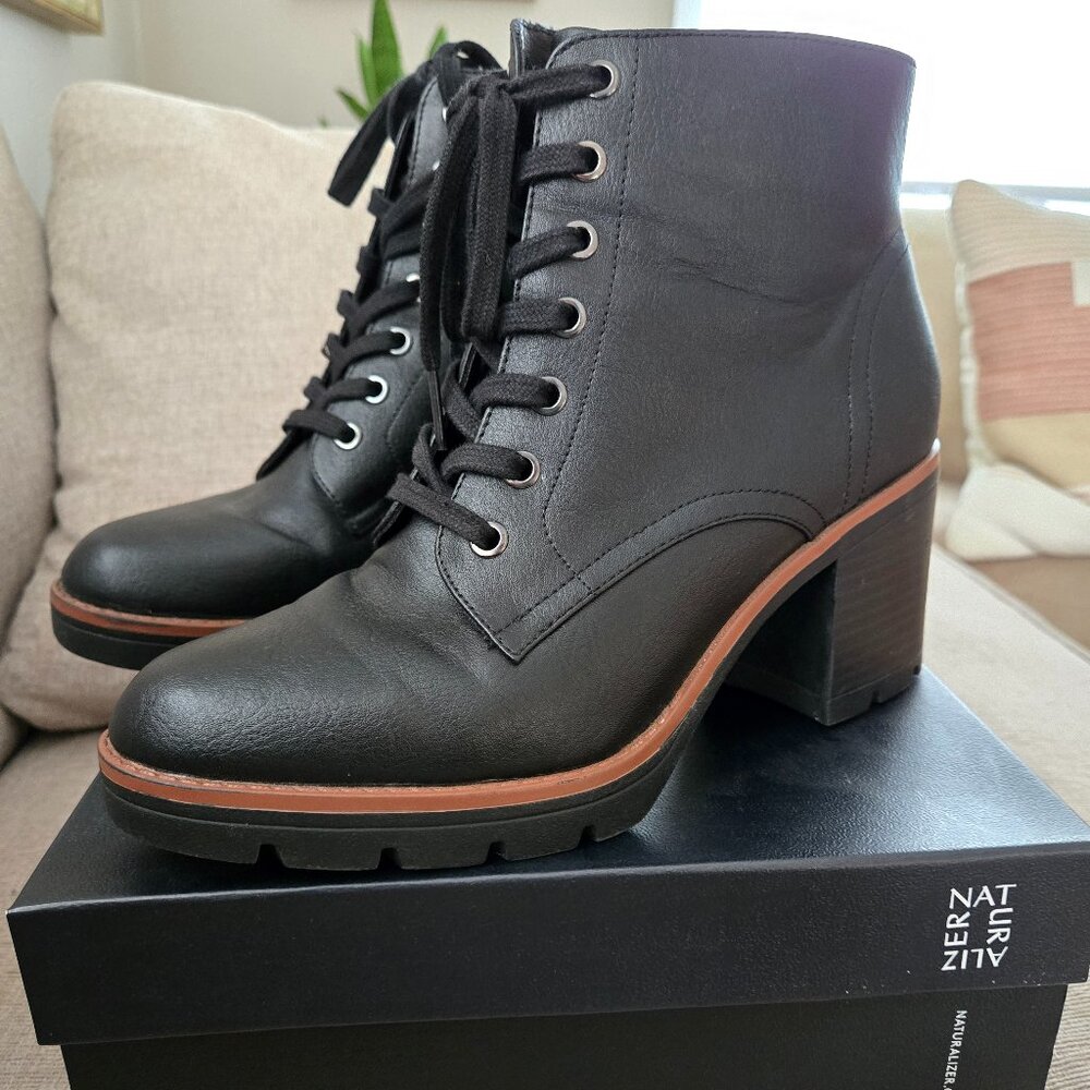 Naturalizer Madalynn Black Boots